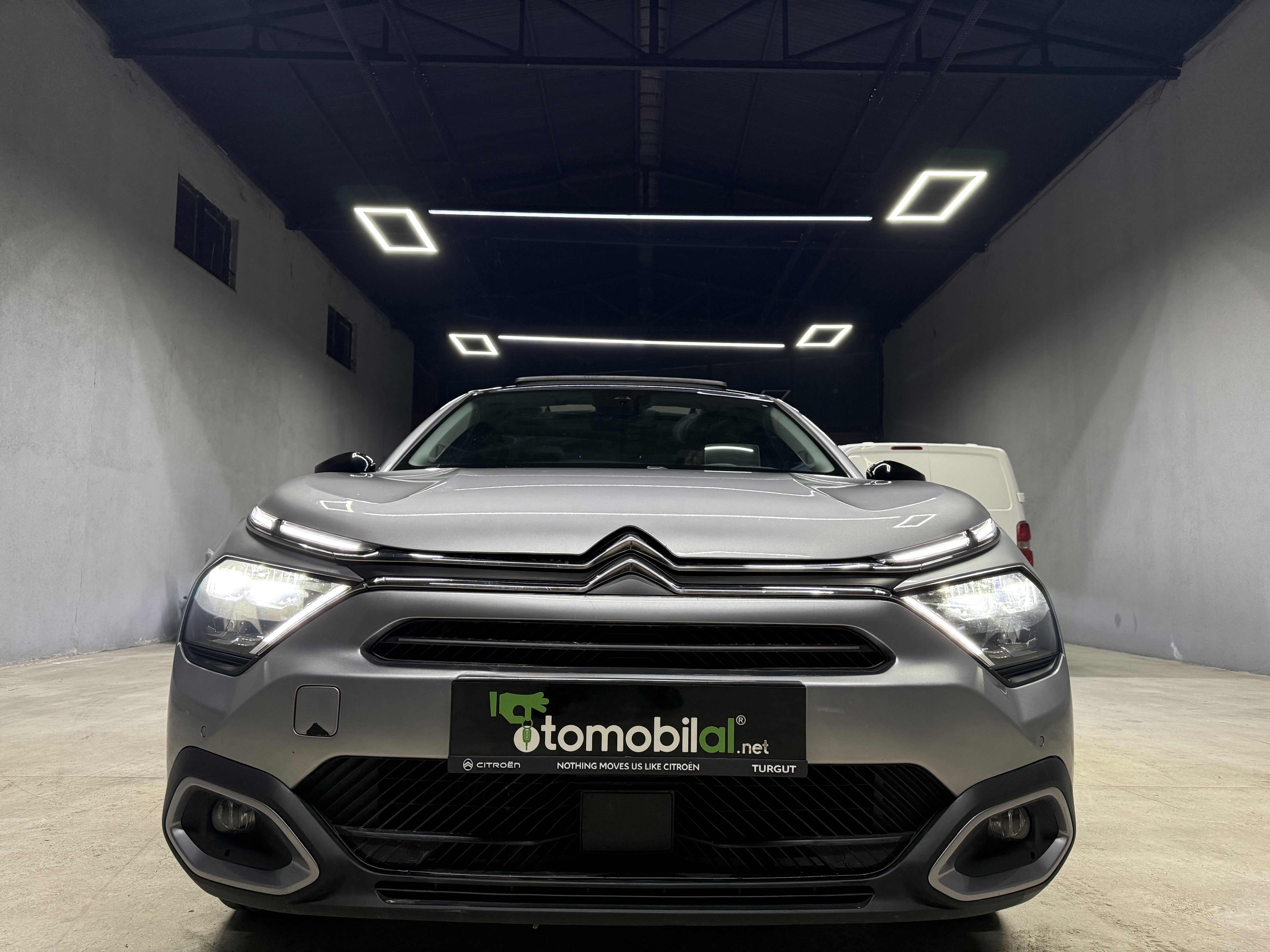 2023 CİTROEN C4-X SHİNE BOLD SERVİS BAKIMLI