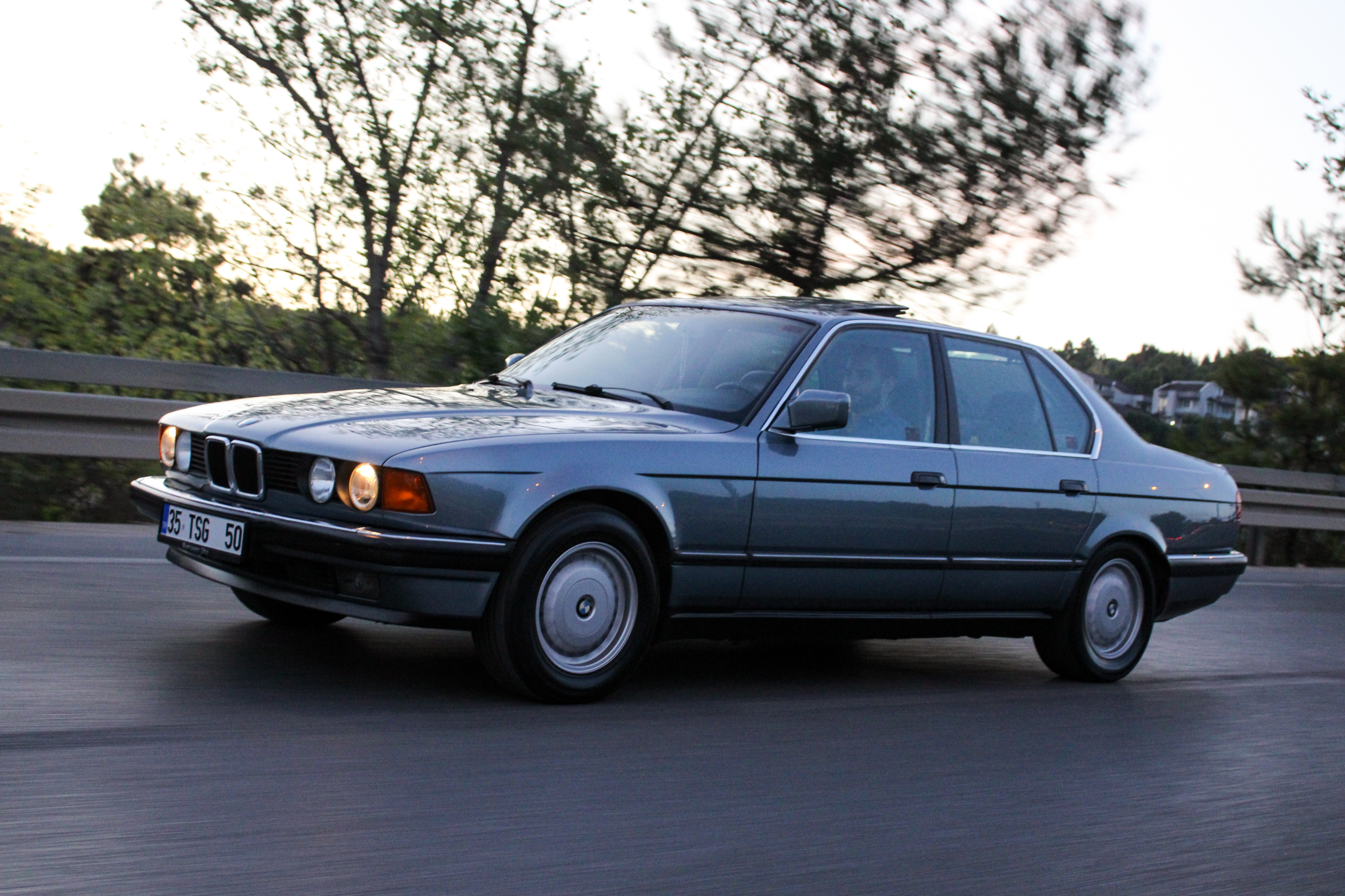 1987 MODEL BMW 7.35 i (KOLLEKSİYONLUK)
